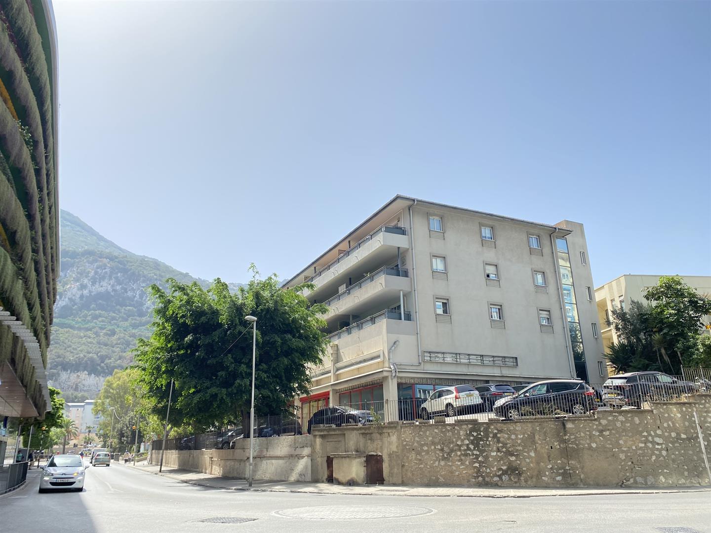 Image of Apartment - 3 Bedrooms - 2 Bathrooms for Sale in Marina Views-Gibraltar, Image 16